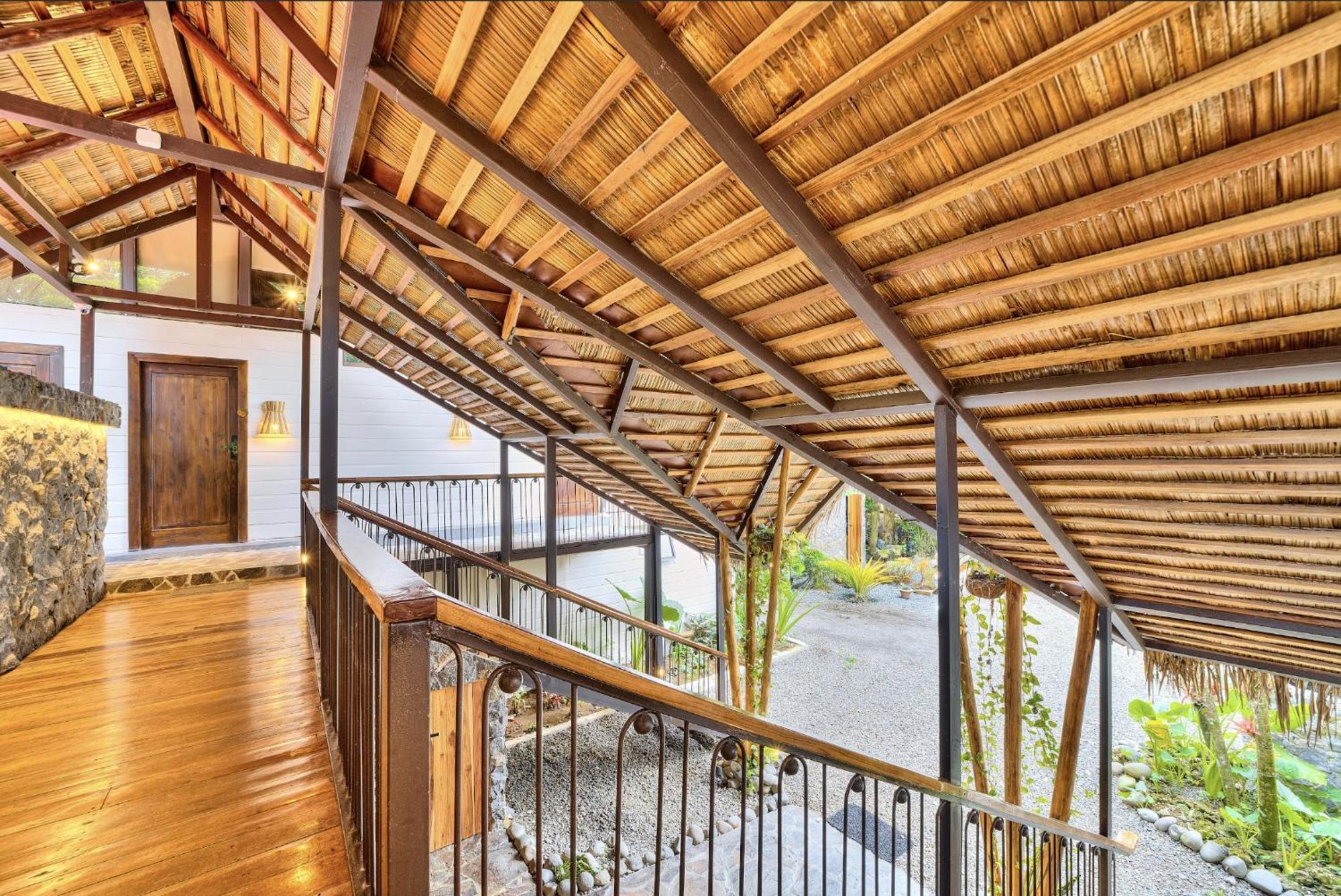 Conga Boutique Hotel Puerto Viejo de Talamanca Exteriör bild