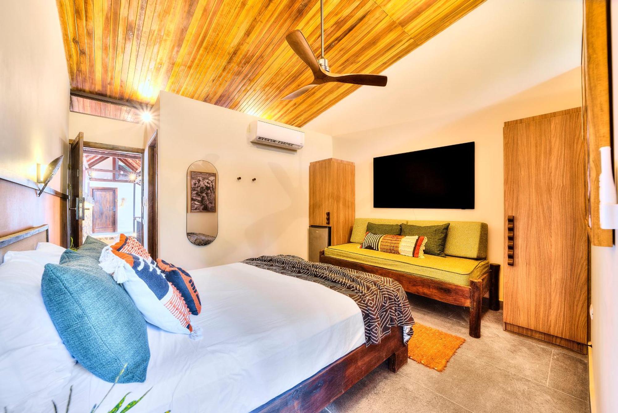 Conga Boutique Hotel Puerto Viejo de Talamanca Exteriör bild