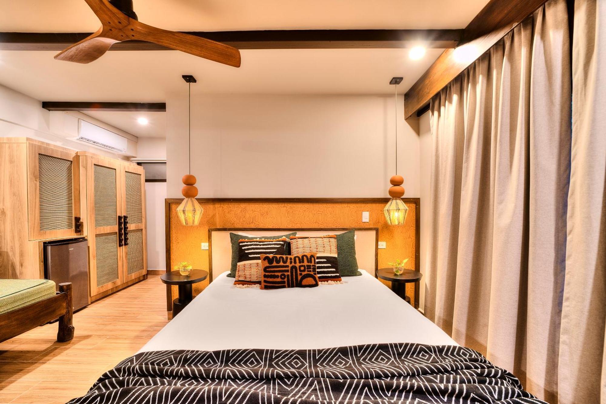 Conga Boutique Hotel Puerto Viejo de Talamanca Exteriör bild