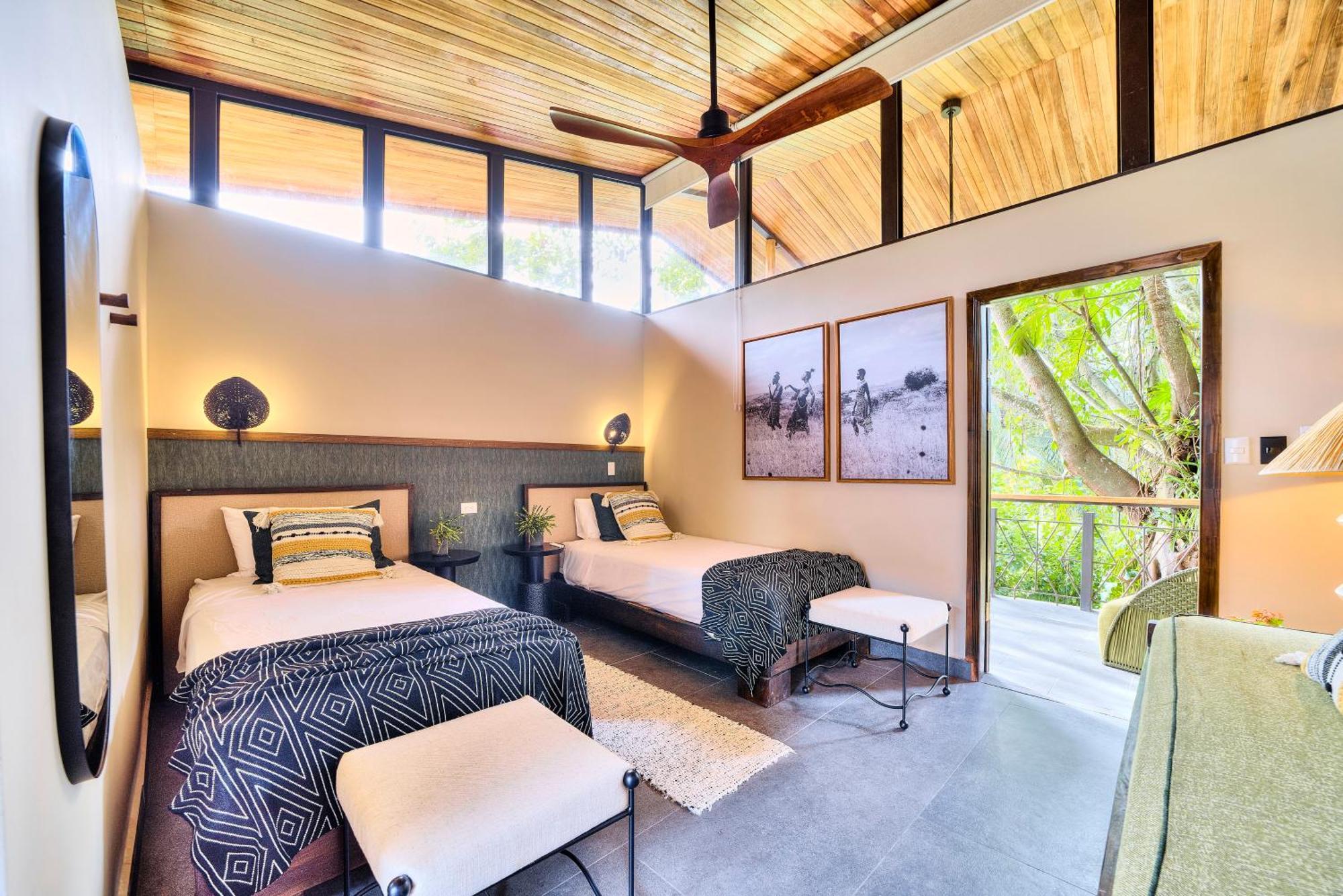 Conga Boutique Hotel Puerto Viejo de Talamanca Exteriör bild